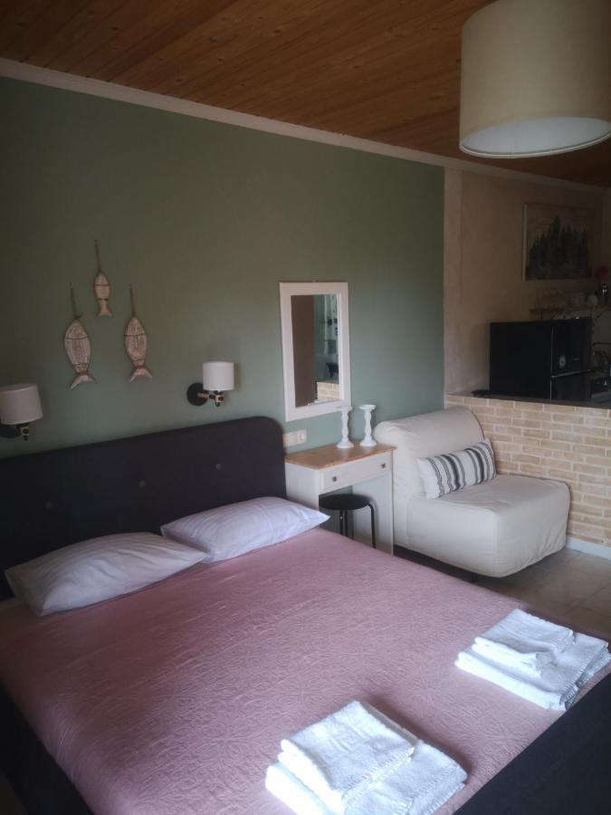 Achillion B&B Paralía Skotínis Exteriör bild