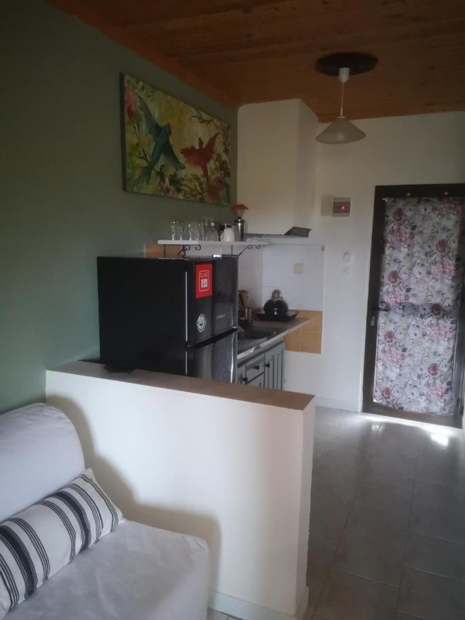 Achillion B&B Paralía Skotínis Exteriör bild