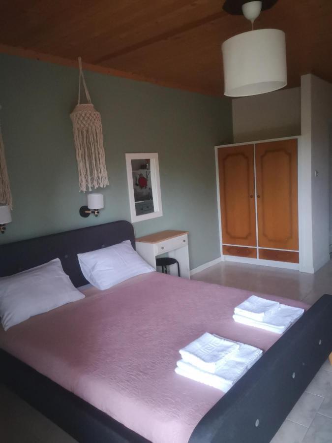 Achillion B&B Paralía Skotínis Exteriör bild