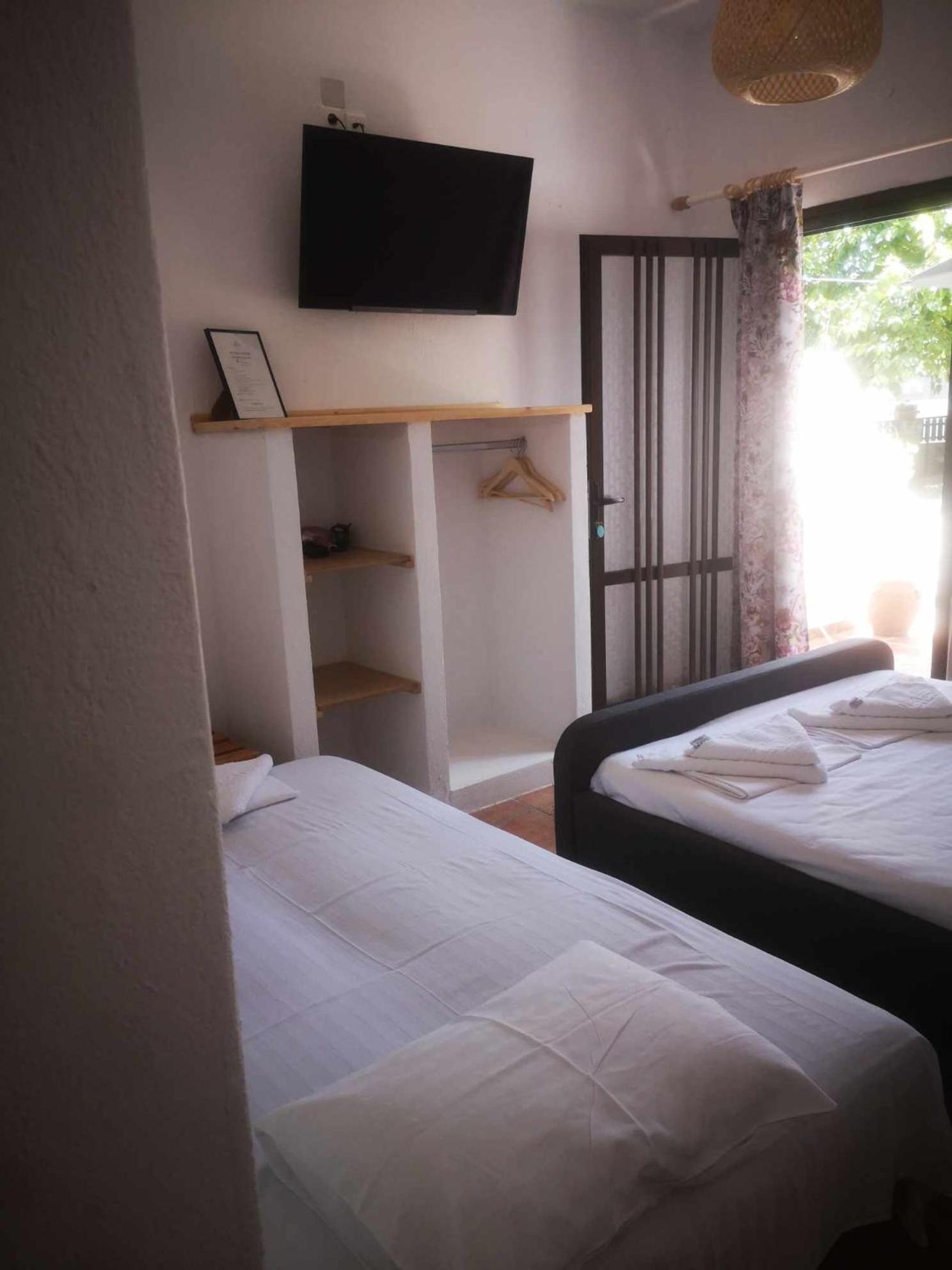 Achillion B&B Paralía Skotínis Exteriör bild